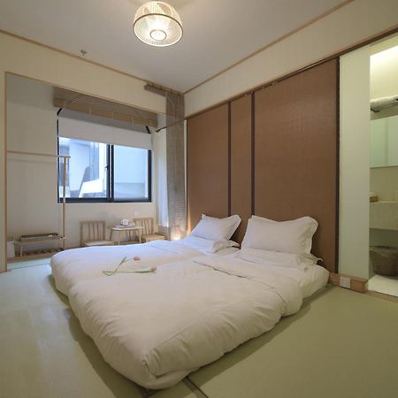 Shanghai Xintiandi Former French Historical Area Hotel Экстерьер фото